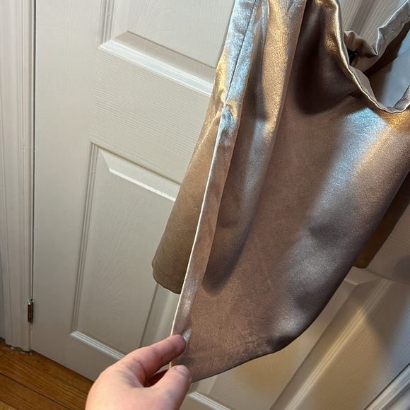 Rachel Zoe Off-the-Shoulder Satin Top Size Small – Champagne - Picture 2 of 6